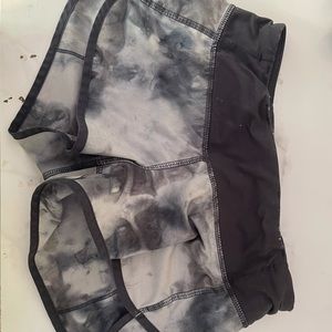 Lululemon shorts size 2